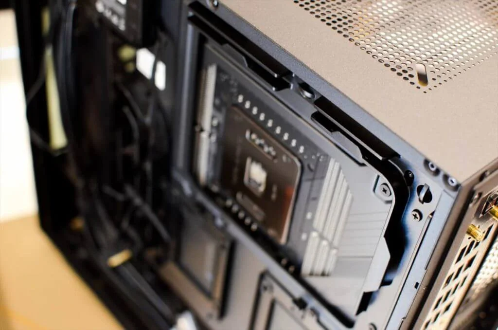 自作 デスクトップPC 静音 i9-10900 32GBメモリ GTX1650 Amazon.co.jp