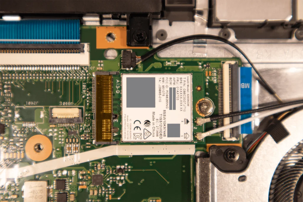 ASUS VivoBook 15 M515に取り付けられていたWi-Fiモジュール