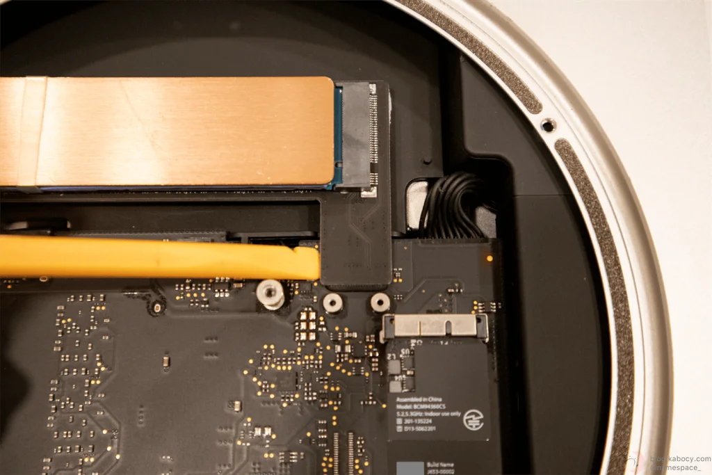 Mac mini (Late 2014)の分解とストレージ換装手順 – ページ 2 – あの角